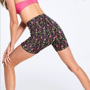 VS PINK Yoga High Waist Bike Short
